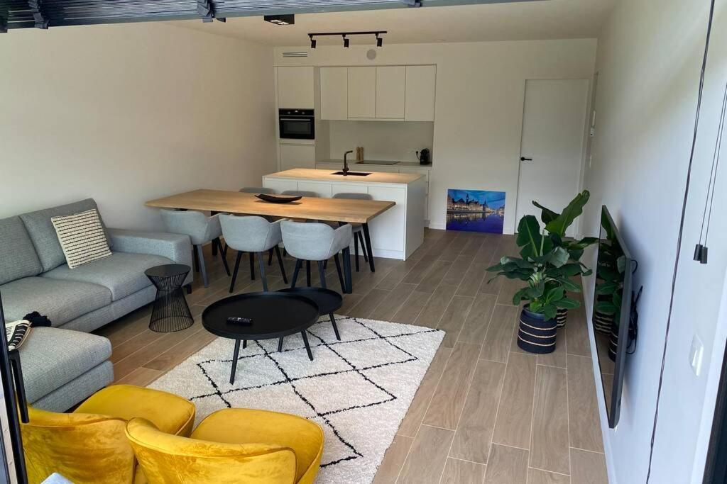 Schitterend Nieuwbouw Appartement In Gent Bagian luar foto